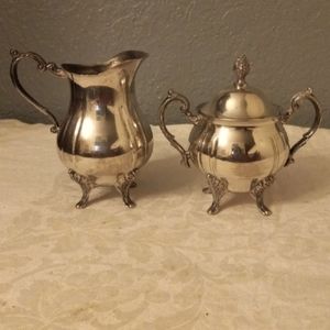 Vintage W.M. Rogers Silver Plate 728 Creamer and Sugar Bowl